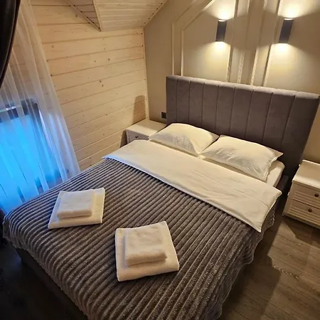 Minihouse Козьова